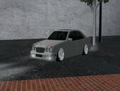MERCEDES E220